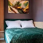 Sky Lux Cozy Nest